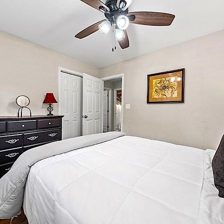 Goodkarma Rentals Refreshed Smyrna Home Near Battery Atl Half Mile To Interstate Атланта Екстериор снимка