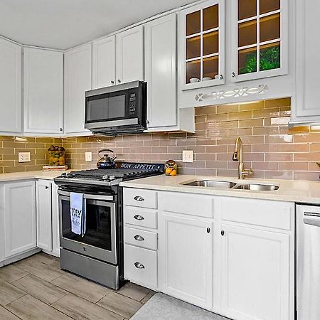 Goodkarma Rentals Refreshed Smyrna Home Near Battery Atl Half Mile To Interstate Атланта Екстериор снимка