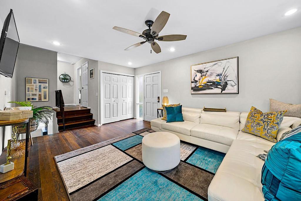 Goodkarma Rentals Refreshed Smyrna Home Near Battery Atl Half Mile To Interstate Атланта Екстериор снимка