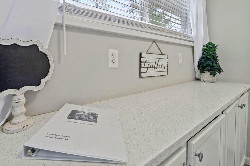 Goodkarma Rentals Refreshed Smyrna Home Near Battery Atl Half Mile To Interstate Атланта Екстериор снимка