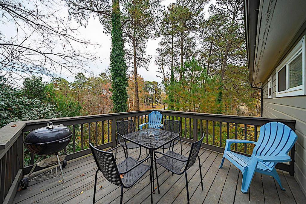 Goodkarma Rentals Refreshed Smyrna Home Near Battery Atl Half Mile To Interstate Атланта Екстериор снимка
